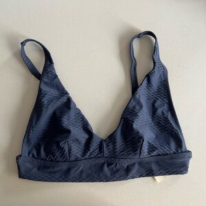 NWT Aerie Scoop Dégagée